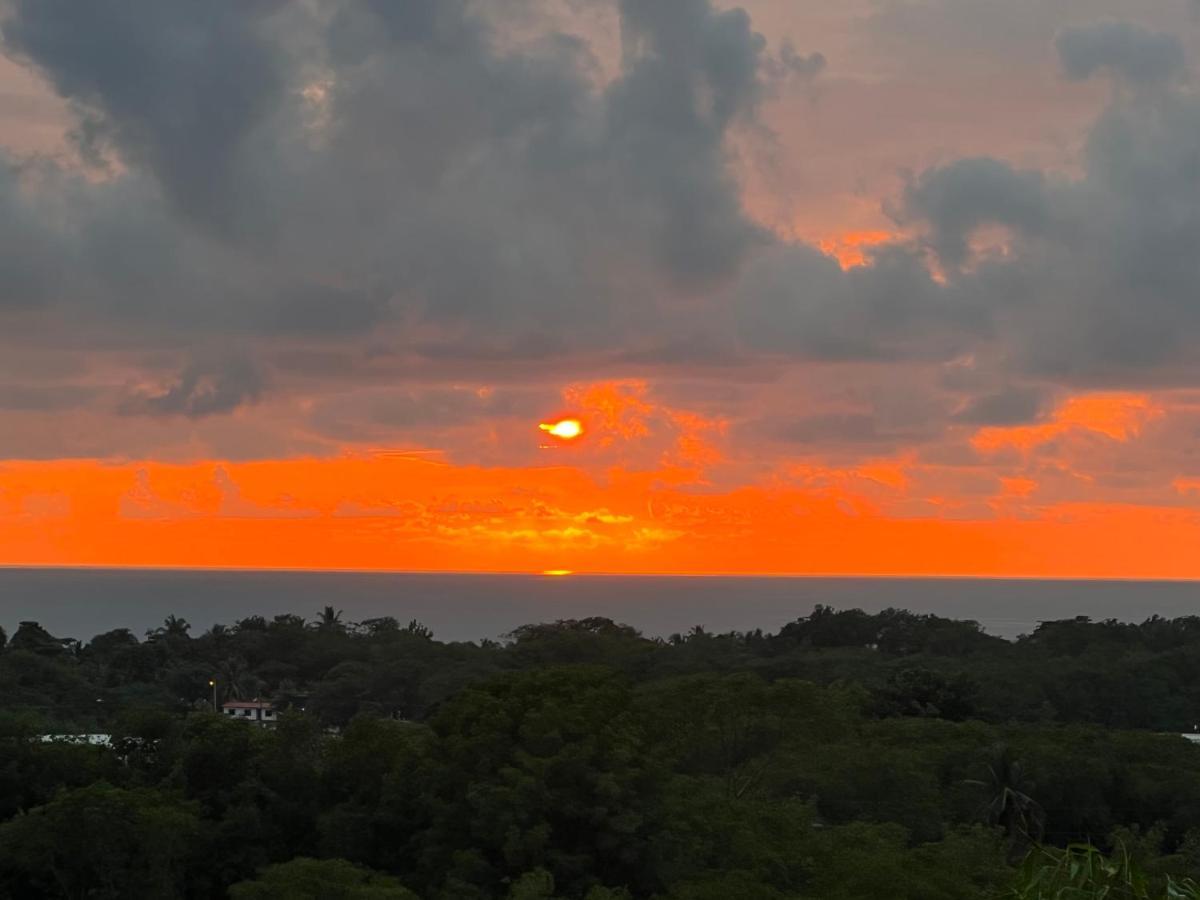 Puesta Del Sol Quepos Exterior foto